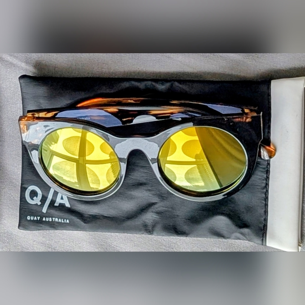 Quay Australia Black Sunglasses with Yellow Lenses
